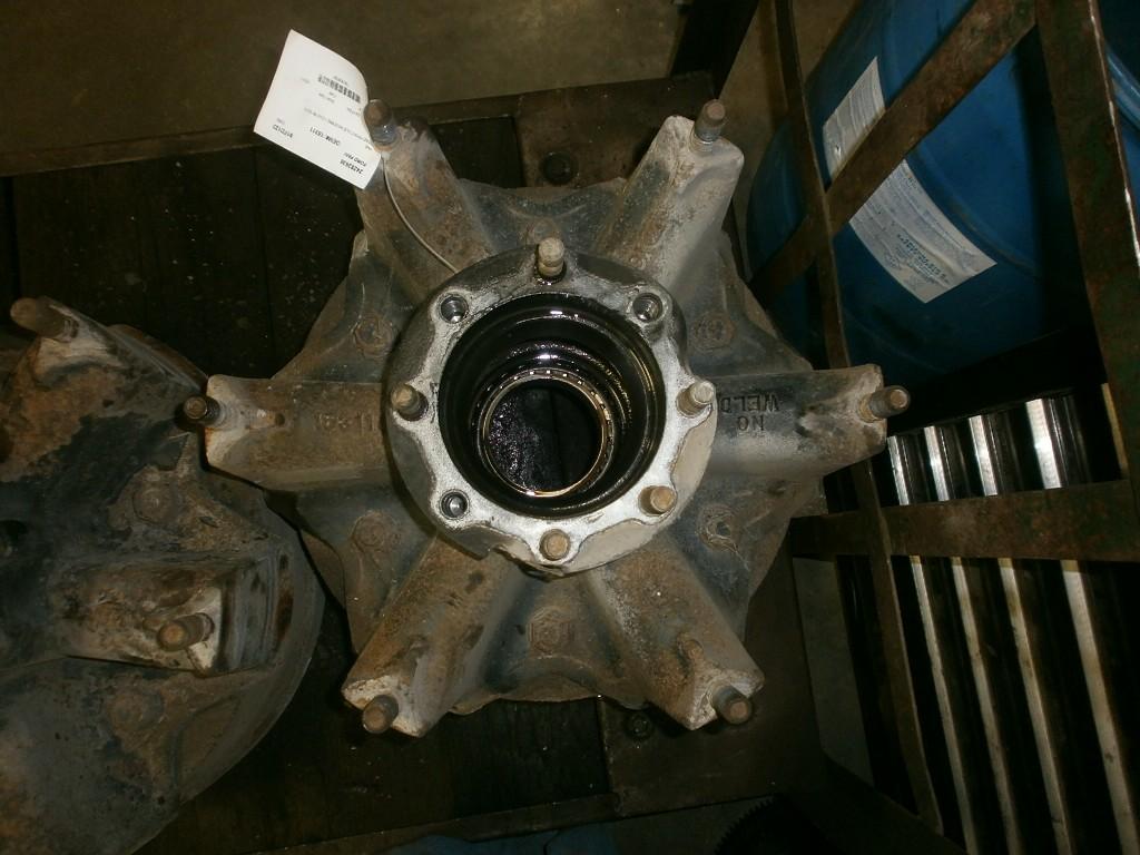 Ford f600 rear axle #5